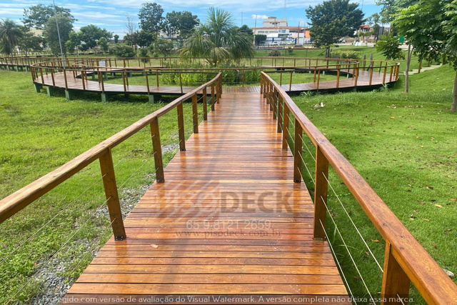 Porta / Lixeira / Forro e Passarela